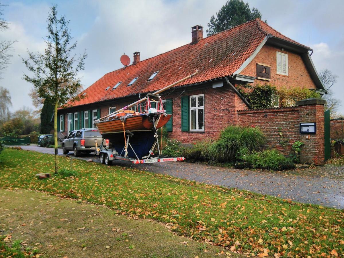 4 Sterne Wohnen "Zum Alten Forsthof" Am Schlosspark, App 1 "Smuck Und Groot" Eutin Kültér fotó
